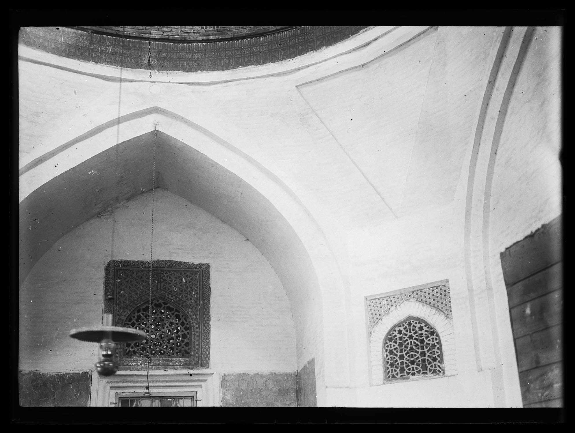 Intérieur d'une mosquée non identifiée